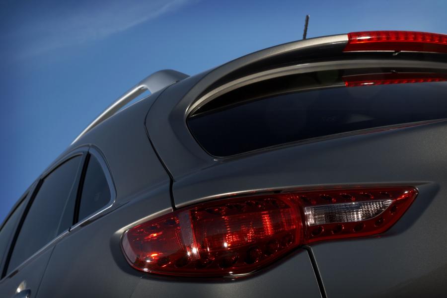  Infiniti FX50 2009 года  (фото 74 из 110)